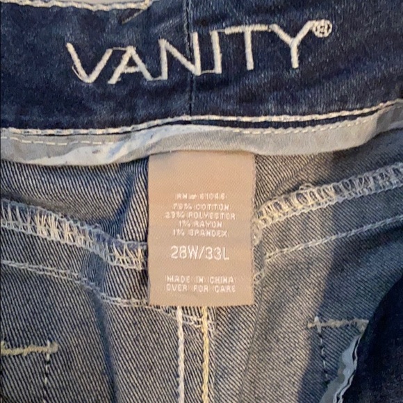 Jeans - Picture 2 of 3